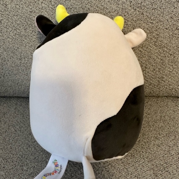 NWT 🐮 7" Easter Connor Black and White Cow Squishmallow - Picture 3 of 5